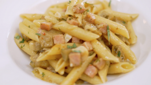 Pasta con Carcuifu e Prosciutto Cotto Close Up