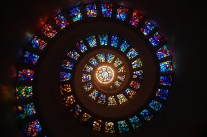 stained-glass-1181864_1280